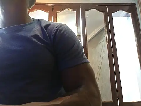 Snapshot of LiamRivers_ chatting on 17, 2, 2026 LiamRivers online show from 17, 2, 2026