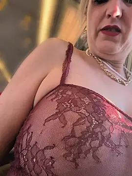 Sexybiene969 online show from 8, 4, 2026