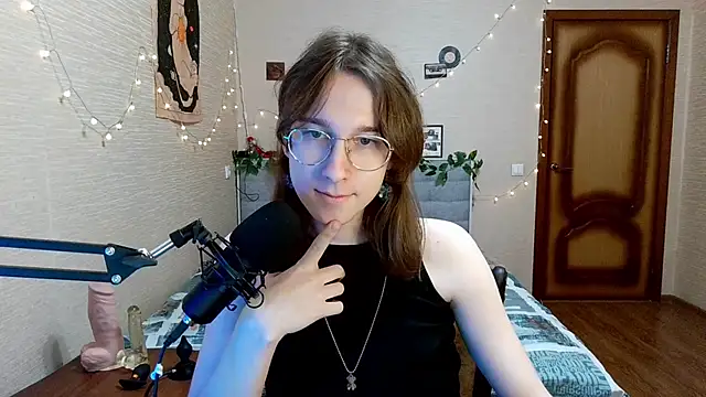 Snapshot of tangerine4dreams chatting on 13, 2, 2025 tangerine4dreams online show from 13, 2, 2025