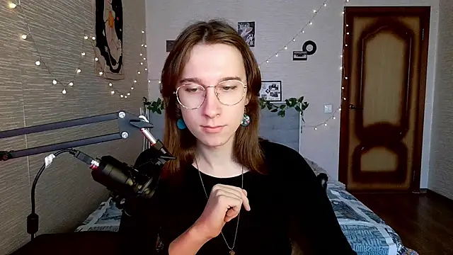 Snapshot of tangerine4dreams chatting on 17, 2, 2025 tangerine4dreams online show from 17, 2, 2025