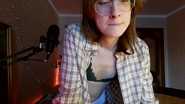 Snapshot of tangerine4dreams chatting on 27, 2, 2025 tangerine4dreams online show from 27, 2, 2025