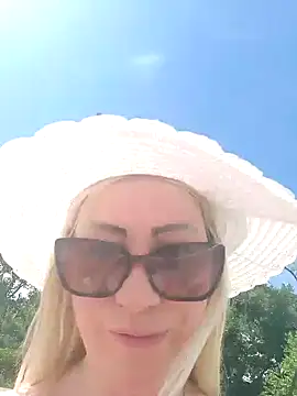 Snapshot of visnjica chatting on 9, 6, 2026 visnjica online show from 9, 6, 2026
