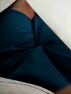 Tamil small cock online show from 18, 3, 2025