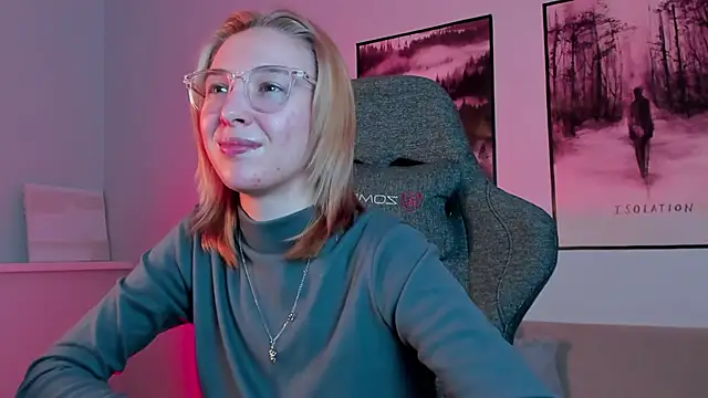 Snapshot of PhilippaAdamas chatting on 22, 2, 2025 PhilippaAdamas online show from 22, 2, 2025