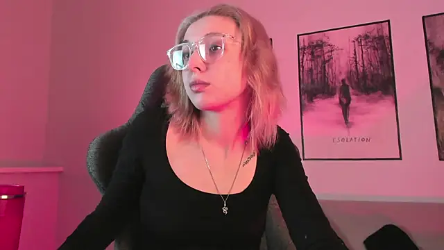 Snapshot of PhilippaAdamas chatting on 2, 3, 2025 PhilippaAdamas online show from 2, 3, 2025