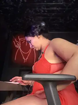 Snapshot of Carola-Ross chatting on 14, 2, 2025 Carola-Ross online show from 14, 2, 2025
