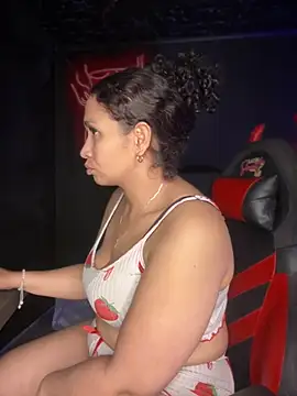Snapshot of Carola-Ross chatting on 3, 3, 2025 Carola-Ross online show from 3, 3, 2025