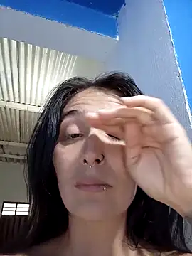 single mother indecent online show from 27, 11, 2025