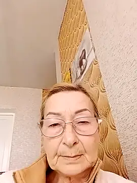 SophiaSky6037 online show from 17, 2, 2025