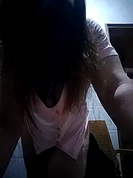 Snapshot of nouhaty chatting on 25, 10, 2025 nouhaty online show from 25, 10, 2025