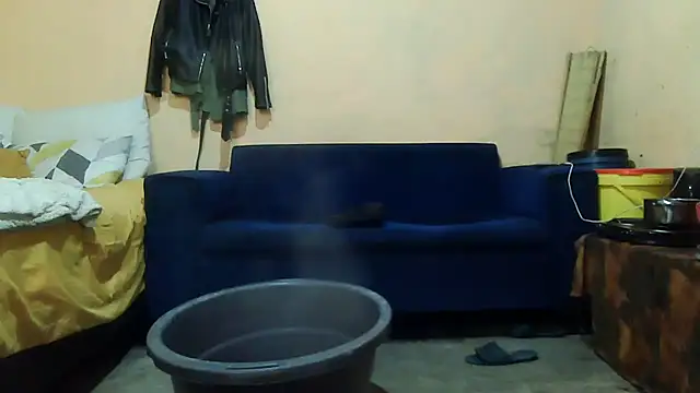 01applebottom online show from 8, 11, 2025