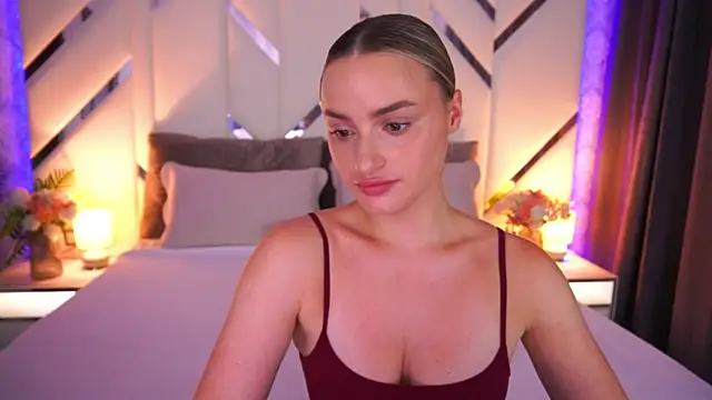 LindsieGreyy online show from 14, 7, 2026