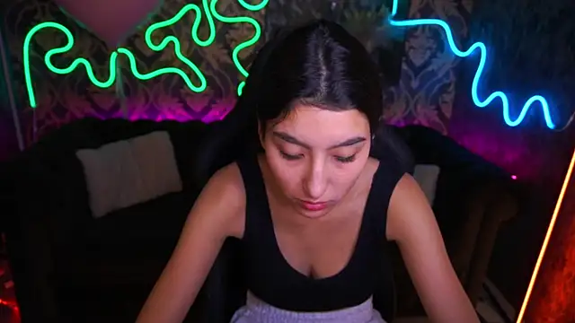 Snapshot of CharmMocco chatting on 17, 2, 2025 CharmMocco online show from 17, 2, 2025