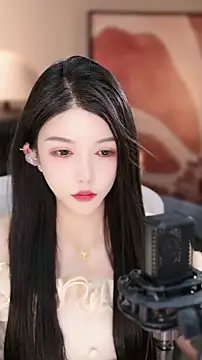 Snapshot of vv-77 chatting on 24, 11, 2025 vv-77 online show from 24, 11, 2025