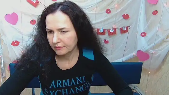 Miroslava Happi online show from 10, 2, 2025