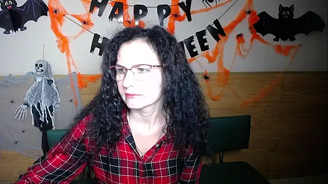 Miroslava Happi online show from 30, 10, 2025