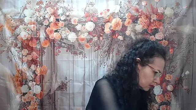 Snapshot of Miroslava_Happi chatting on 10, 5, 2026 Miroslava Happi online show from 10, 5, 2026