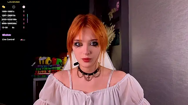 Hisoka akerley online show from 16, 10, 2025