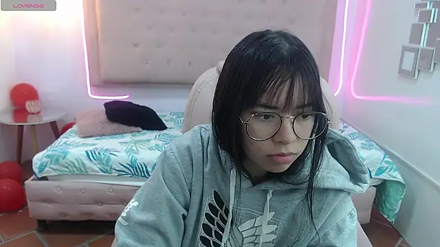 honnielane online show from 19, 2, 2025