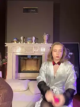 Snapshot of Saint_Vicious chatting on 4, 3, 2025 Saint Vicious online show from 4, 3, 2025