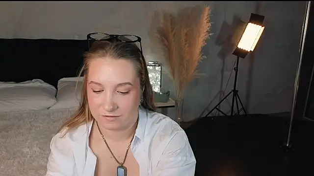 Snapshot of Saint_Vicious chatting on 9, 10, 2025 Saint Vicious online show from 9, 10, 2025