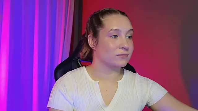 Snapshot of Saint_Vicious chatting on 16, 10, 2025 Saint Vicious online show from 16, 10, 2025