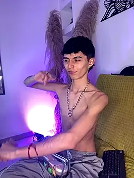 MaikyCooper online show from 13, 9, 2025