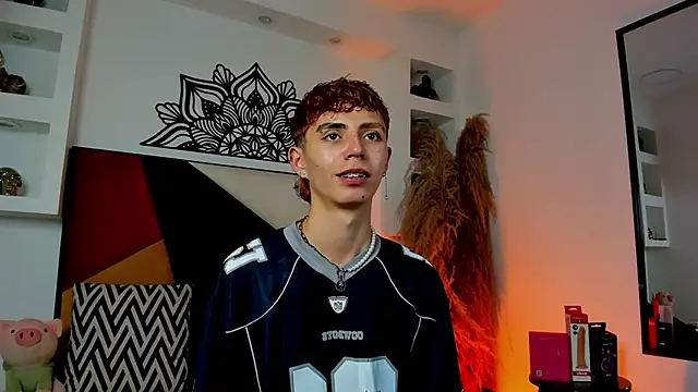 MaikyCooper online show from 25, 11, 2025