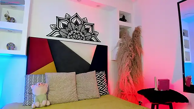 MaikyCooper online show from 26, 11, 2025