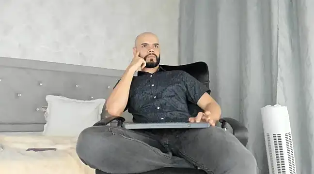 Snapshot of Luke_Diaz7 chatting on 21, 2, 2025 Luke Diaz7 online show from 21, 2, 2025