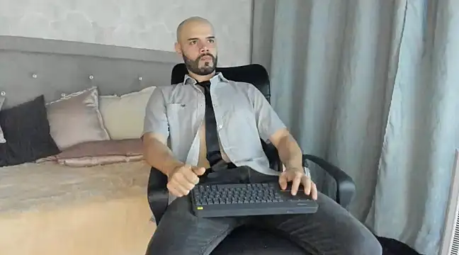 Snapshot of Luke_Diaz7 chatting on 21, 2, 2025 Luke Diaz7 online show from 21, 2, 2025