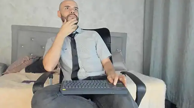 Snapshot of Luke_Diaz7 chatting on 22, 2, 2025 Luke Diaz7 online show from 22, 2, 2025