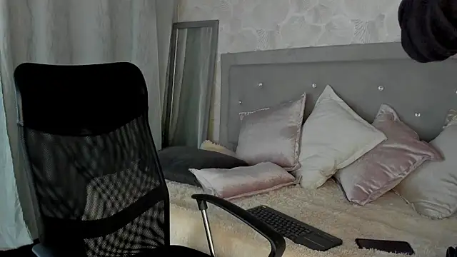 Snapshot of Luke_Diaz7 chatting on 7, 3, 2025 Luke Diaz7 online show from 7, 3, 2025