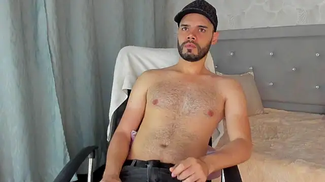 Snapshot of Luke_Diaz7 chatting on 11, 3, 2025 Luke Diaz7 online show from 11, 3, 2025