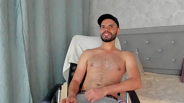 Snapshot of Luke_Diaz7 chatting on 11, 3, 2025 Luke Diaz7 online show from 11, 3, 2025