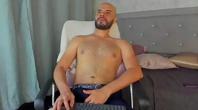 Snapshot of Luke_Diaz7 chatting on 13, 3, 2025 Luke Diaz7 online show from 13, 3, 2025