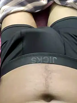 Snapshot of AarthiRaju chatting on 13, 2, 2025 AarthiRaju online show from 13, 2, 2025