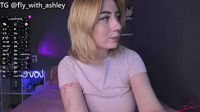 Snapshot of ashley_lovestory chatting on 25, 9, 2025 ashley lovestory online show from 25, 9, 2025