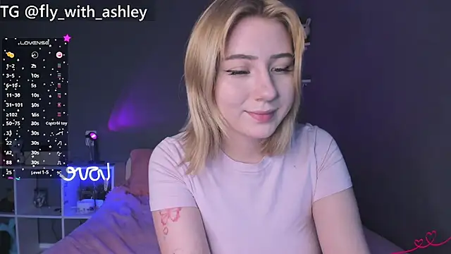 Snapshot of ashley_lovestory chatting on 2, 10, 2025 ashley lovestory online show from 2, 10, 2025