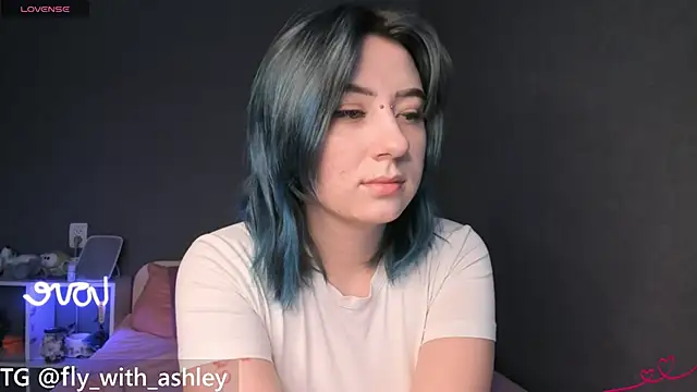 Snapshot of ashley_lovestory chatting on 11, 11, 2025 ashley lovestory online show from 11, 11, 2025