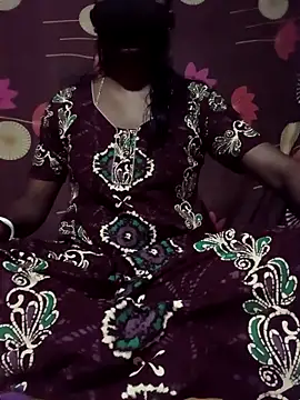 CuteRani001 online show from 4, 11, 2025