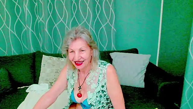 Snapshot of adeleadison chatting on 11, 10, 2025 adeleadison online show from 11, 10, 2025