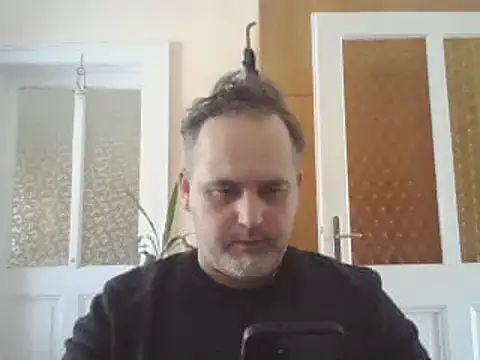 Snapshot of Szolga10 chatting on 21, 3, 2025 Szolga10 online show from 21, 3, 2025