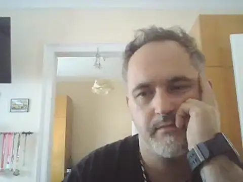 Snapshot of Szolga10 chatting on 13, 9, 2025 Szolga10 online show from 13, 9, 2025