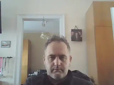 Snapshot of Szolga10 chatting on 27, 9, 2025 Szolga10 online show from 27, 9, 2025