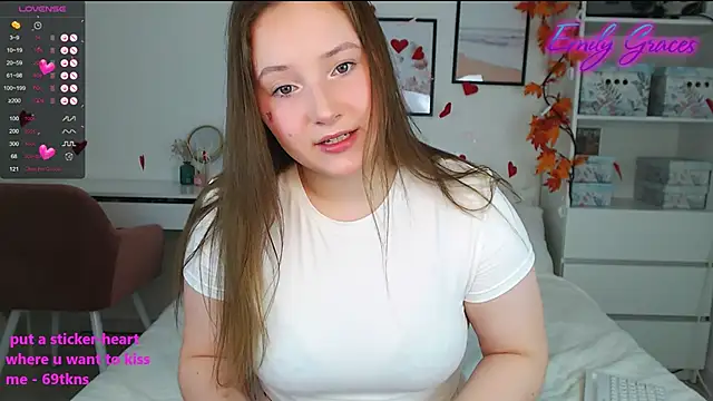 EmilyxxGraces online show from 15, 2, 2025