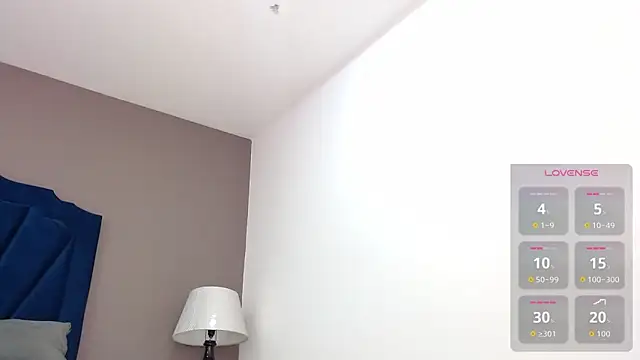 Snapshot of KatiaFosterr chatting on 30, 10, 2025 KatiaFosterr online show from 30, 10, 2025