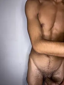 Snapshot of Hamza-Maroki chatting on 2, 10, 2025 Hamza-Maroki online show from 2, 10, 2025