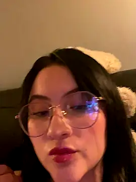 ValentinaOrtiz3 online show from 9, 9, 2025