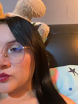 ValentinaOrtiz3 online show from 14, 9, 2025